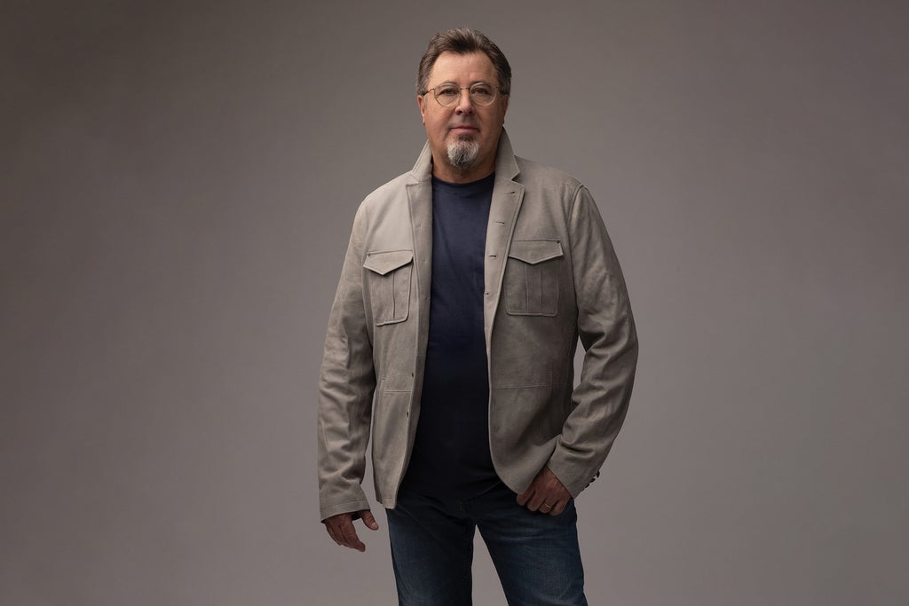 Vince Gill: 50 Years From Home