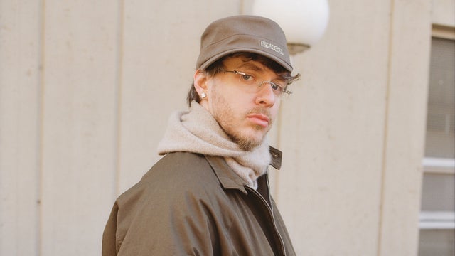 author vendor