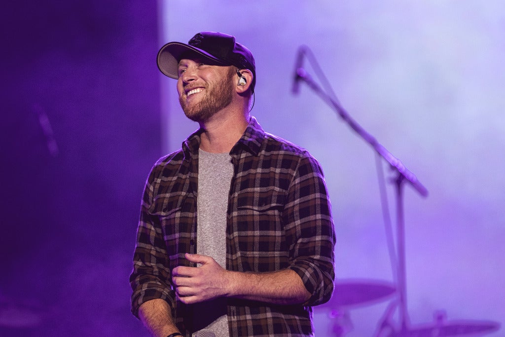 Cole Swindell w/ Sadie Bass