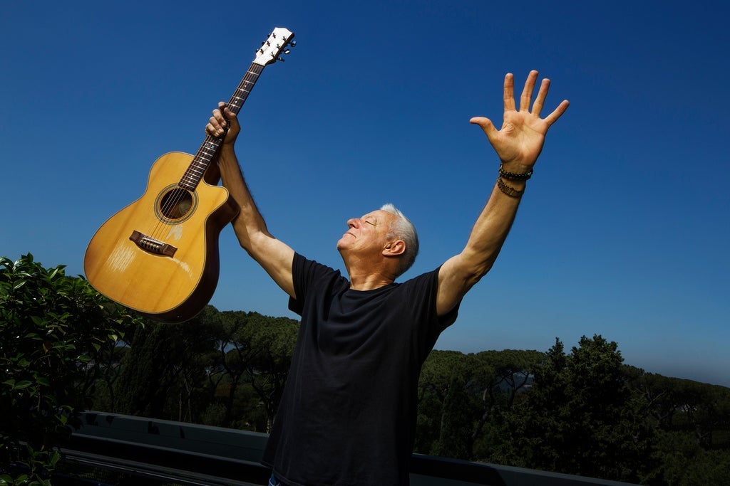 Tommy Emmanuel w/ Trey Hensley