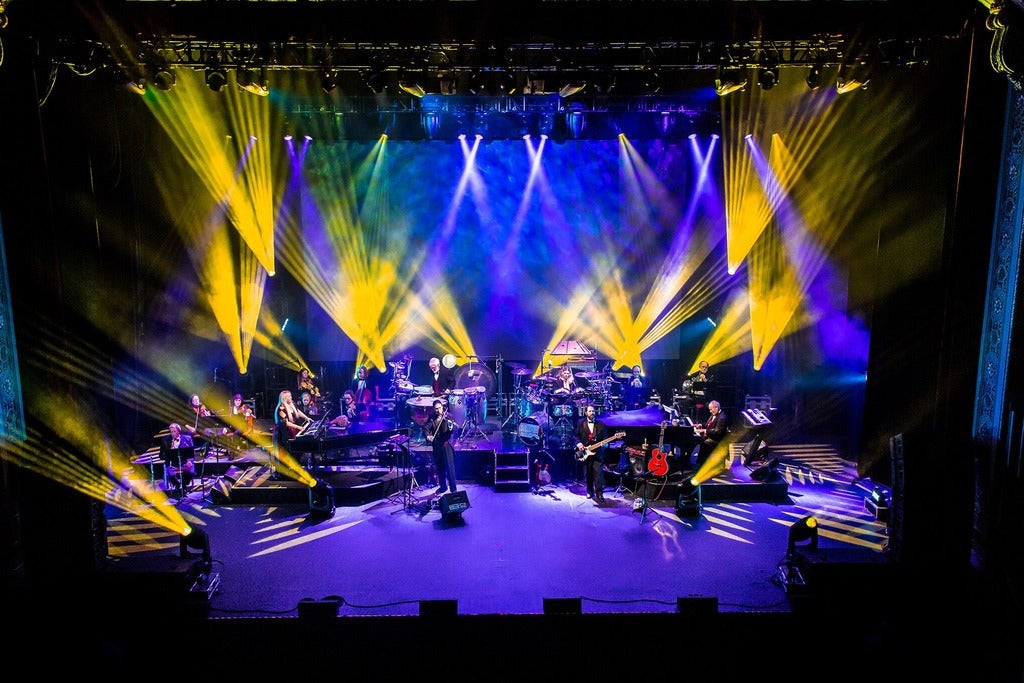 Mannheim Steamroller Christmas By Chip Davis