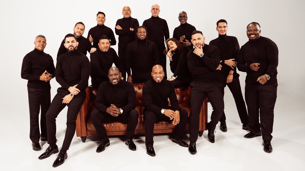 GRUPO NICHE – Latin Christmas Block Party Event